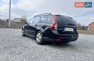 Універсал Volvo V50 2010 в Рівному