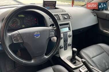 Универсал Volvo V50 2010 в Киеве