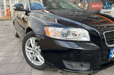 Универсал Volvo V50 2010 в Киеве