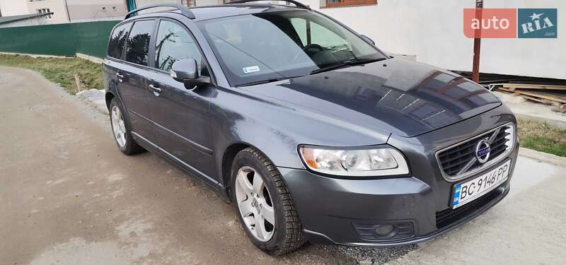 Volvo V50 2011