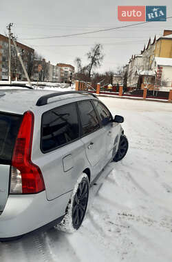 Универсал Volvo V50 2008 в Бахмаче