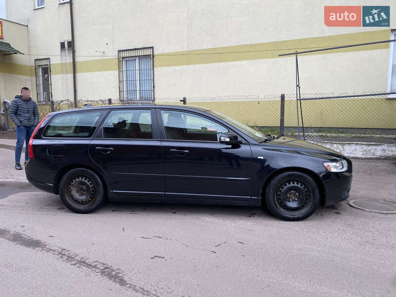 Універсал Volvo V50 2009 в Львові фото 4 Універсал Volvo V50 2009 в Львові