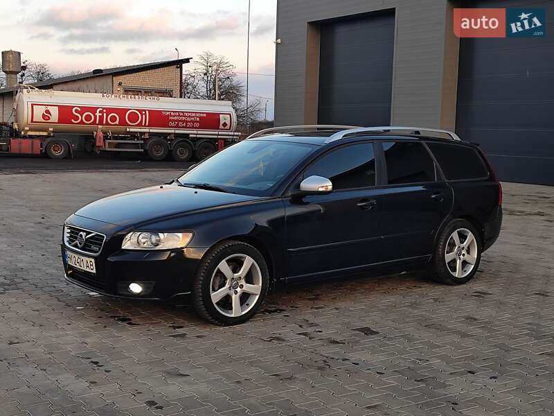 Універсал Volvo V50 2011 в Сарнах
