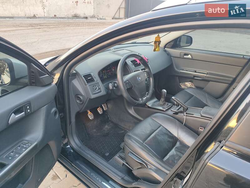 Універсал Volvo V50 2011 в Сарнах