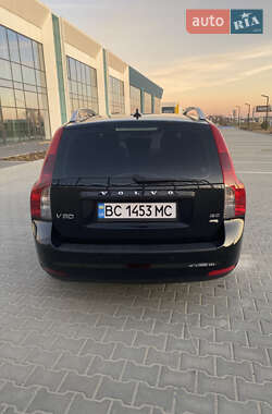 Универсал Volvo V50 2010 в 