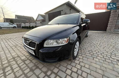 Універсал Volvo V50 2010 в Любарі