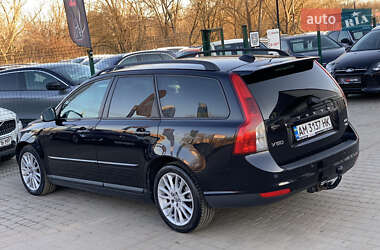 Универсал Volvo V50 2010 в 