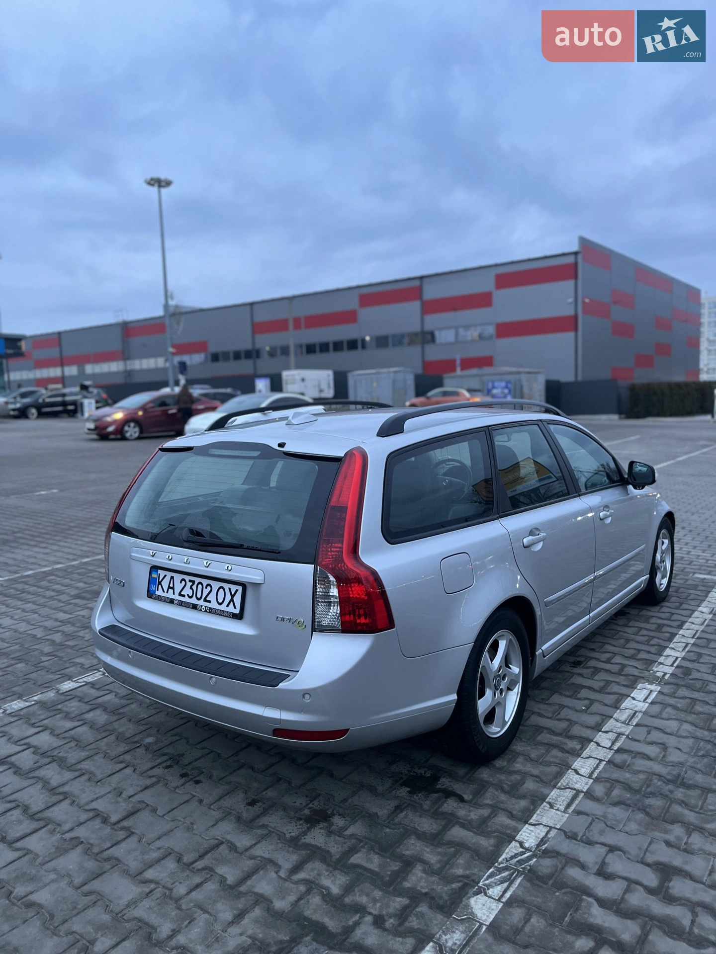 2010 Volvo V50 - мініатюра 7