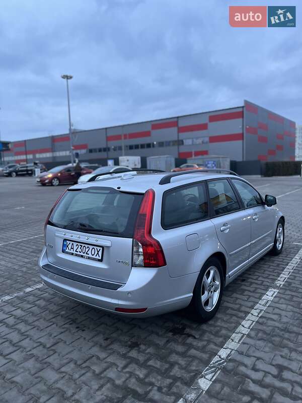Универсал Volvo V50 2010 в Софиевской Борщаговке фото 7 Универсал Volvo V50 2010 в Софиевской Борщаговке