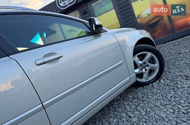 Универсал Volvo V50 2012 в 