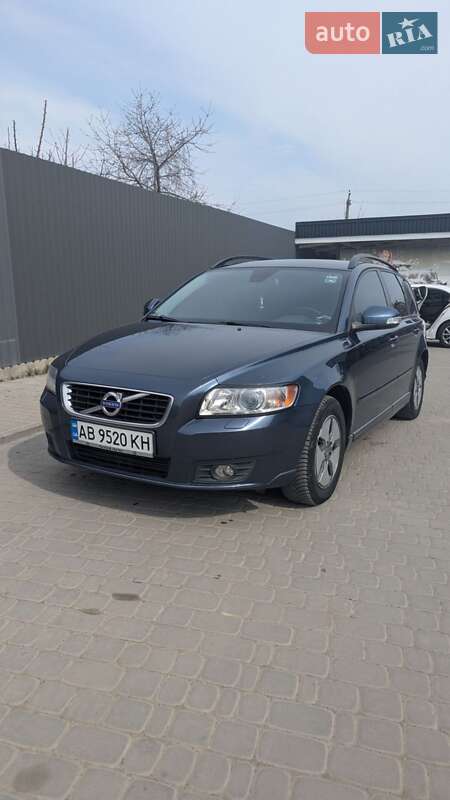 Универсал Volvo V50 2010 в 