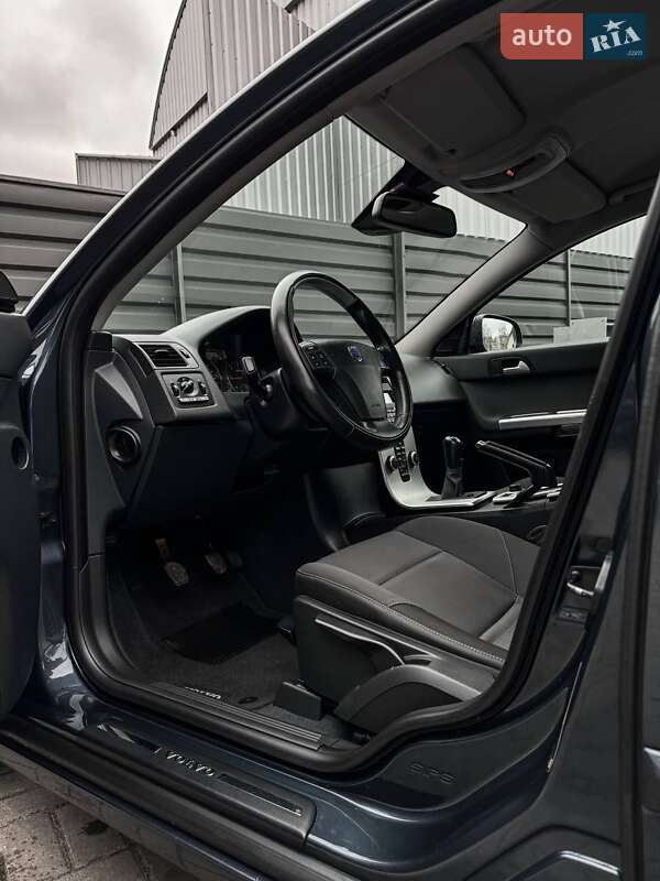 Универсал Volvo V50 2011 в Черкассах