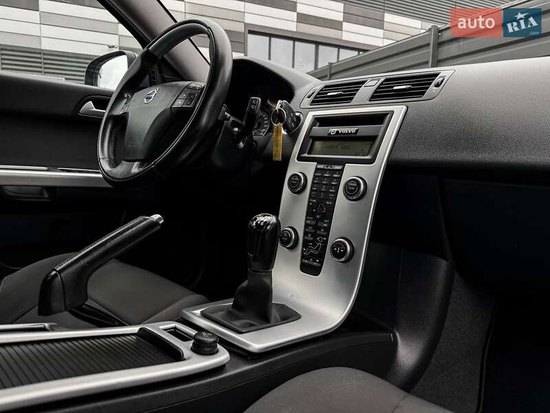 Универсал Volvo V50 2011 в Черкассах