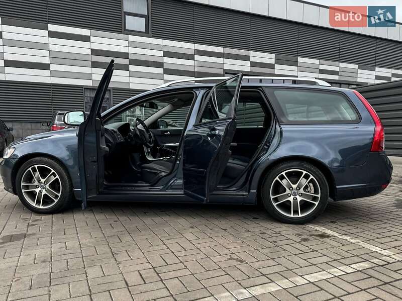 Универсал Volvo V50 2011 в Черкассах
