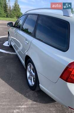 Универсал Volvo V50 2012 в 