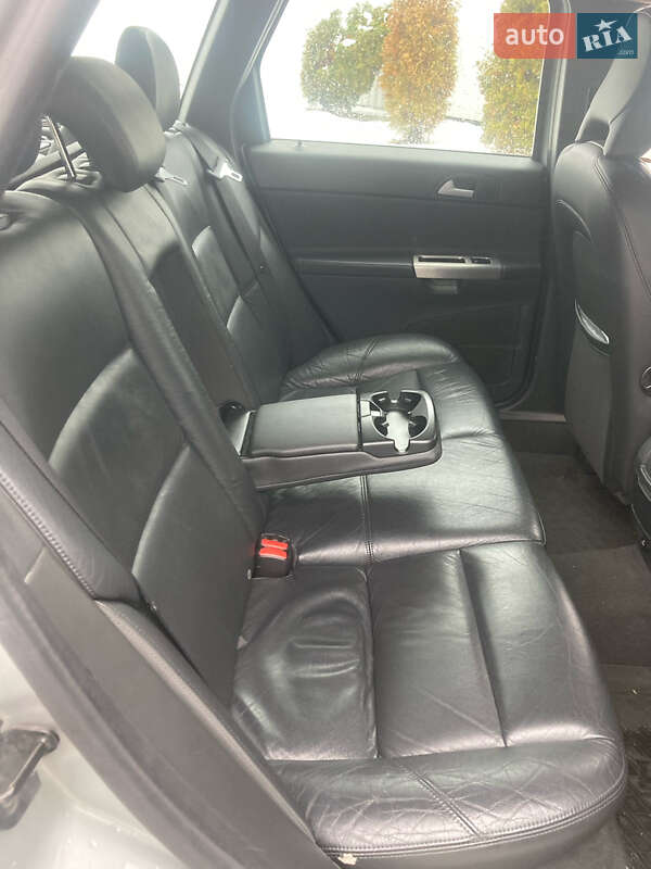 Універсал Volvo V50 2009 в Києві фото 3 Універсал Volvo V50 2009 в Києві