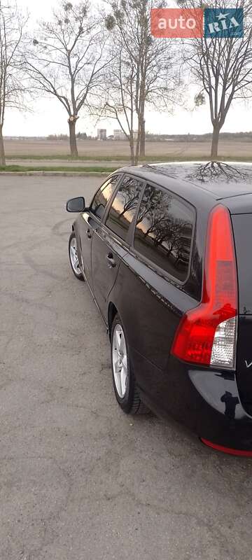 Универсал Volvo V50 2010 в Владимире