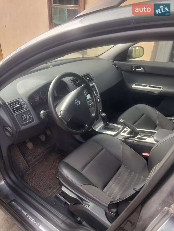 Универсал Volvo V50 2008 в Кривом Роге