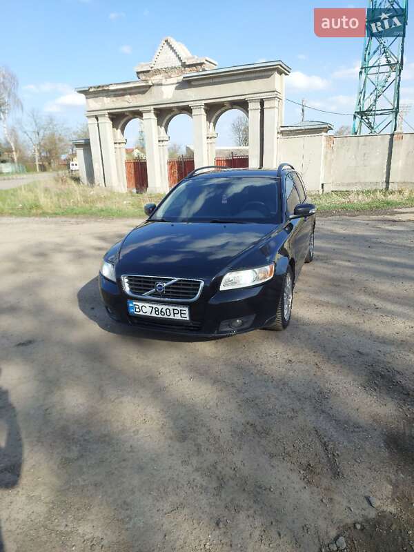 Универсал Volvo V50 2009 в 