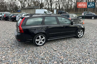 Универсал Volvo V50 2012 в 