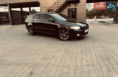 Универсал Volvo V50 2010 в 
