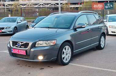 Универсал Volvo V50 2012 в 