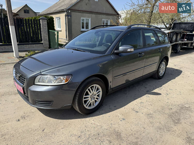 Универсал Volvo V50 2009 в 