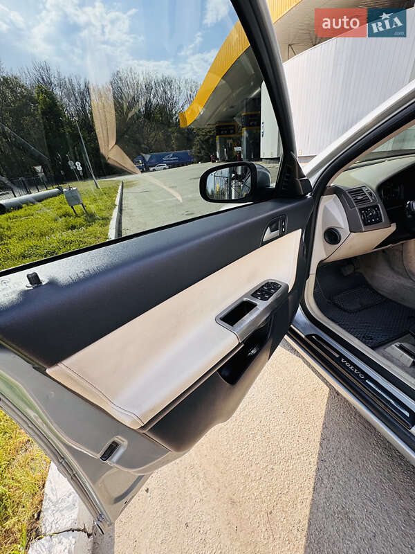 Универсал Volvo V50 2007 в Полтаве