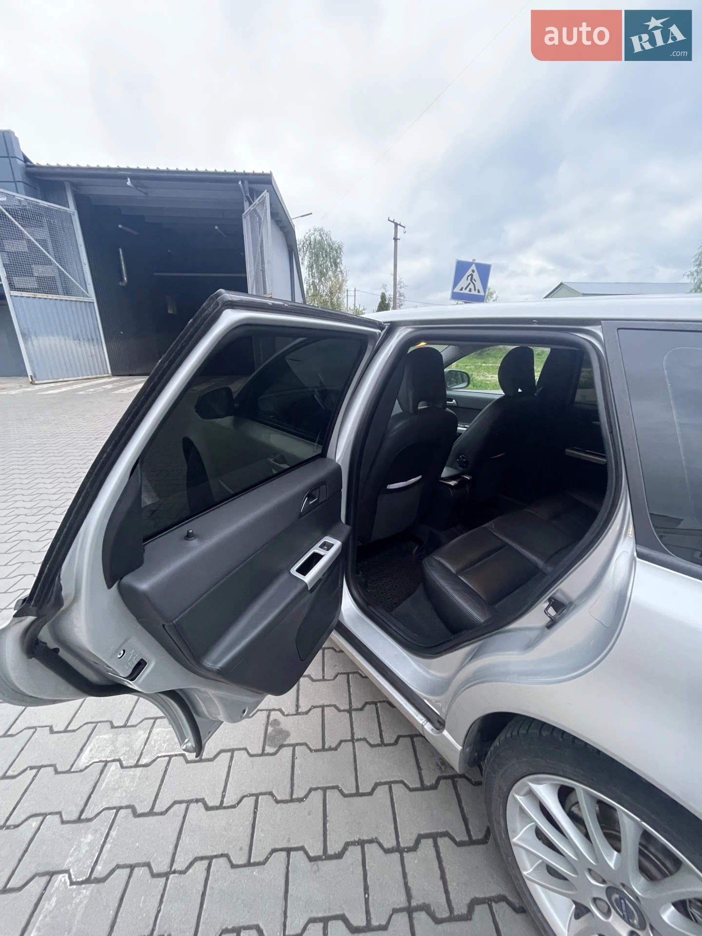 2011 Volvo V50 - мініатюра 11