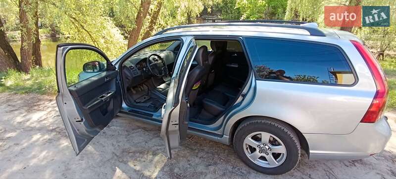 Универсал Volvo V50 2009 в Киеве
