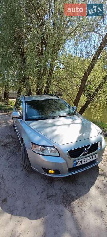 Volvo V50 2009