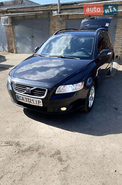 Универсал Volvo V50 2008 в Вишневом
