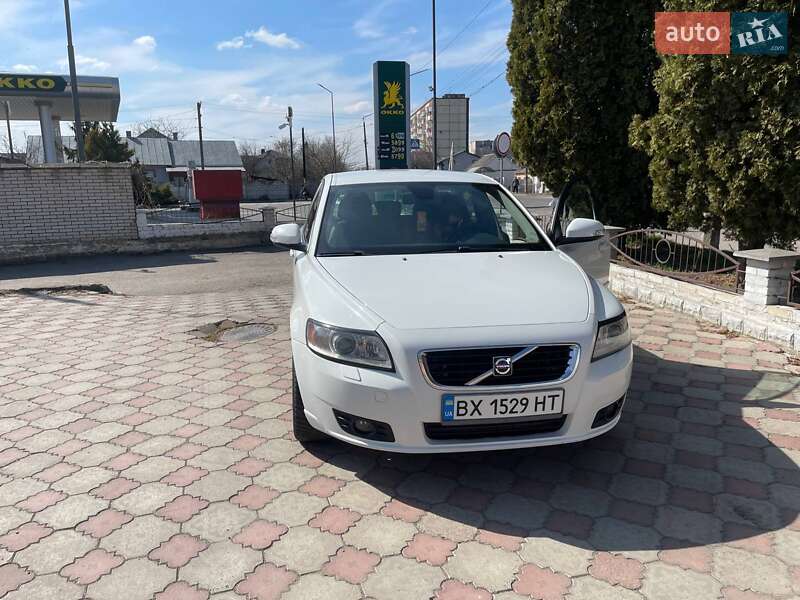 Універсал Volvo V50 2009 в Рівному