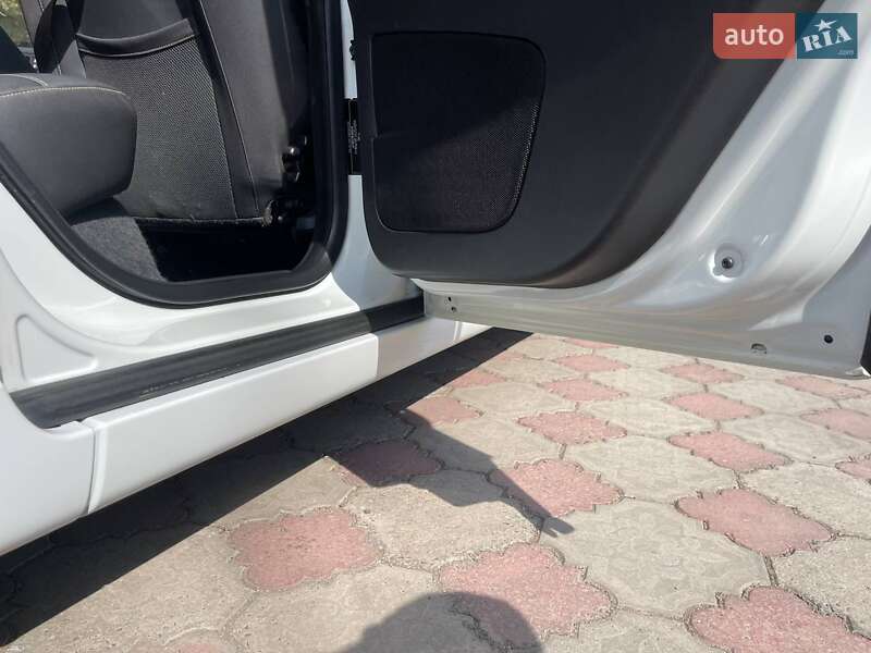 Універсал Volvo V50 2009 в Рівному