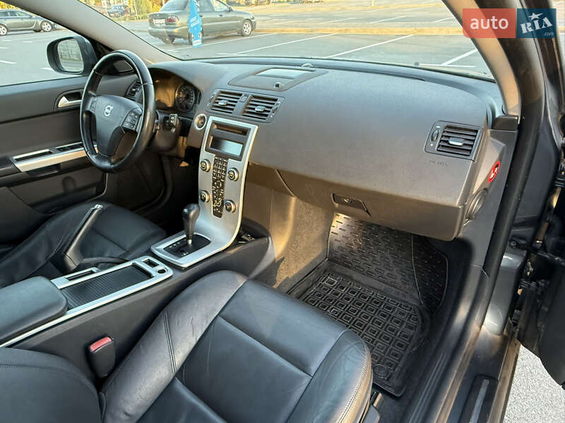Універсал Volvo V50 2012 в Ірпені