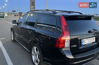 Универсал Volvo V50 2010 в 
