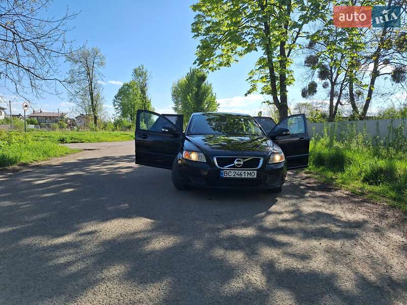Универсал Volvo V50 2010 в Стрые