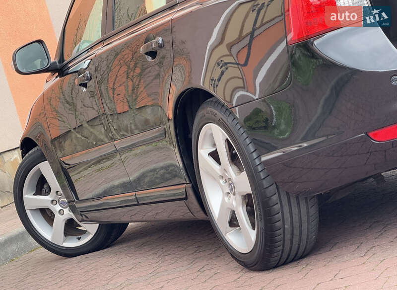 Універсал Volvo V50 2012 в Стрию