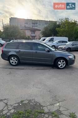 Универсал Volvo V50 2012 в 