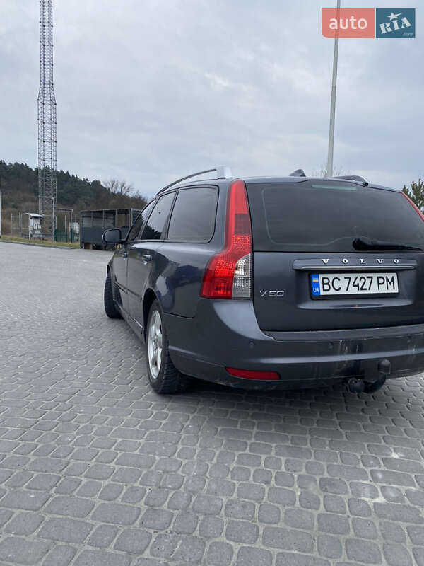 Універсал Volvo V50 2012 в Миколаєві