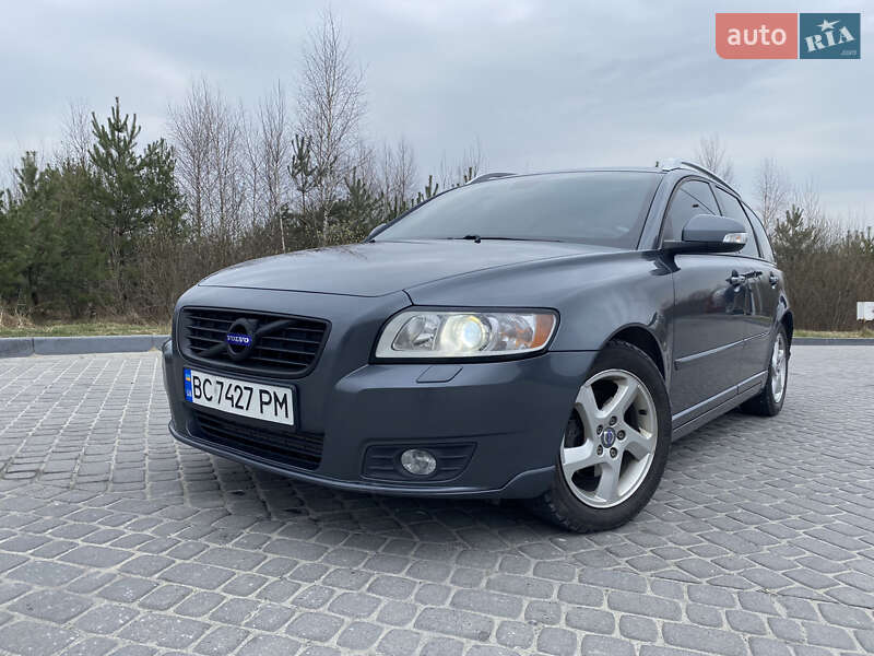 Універсал Volvo V50 2012 в Миколаєві