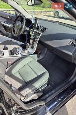 Универсал Volvo V50 2010 в 