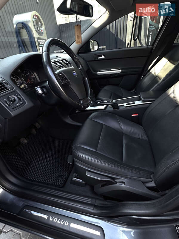 Универсал Volvo V50 2012 в Полтаве фото 11 Универсал Volvo V50 2012 в Полтаве