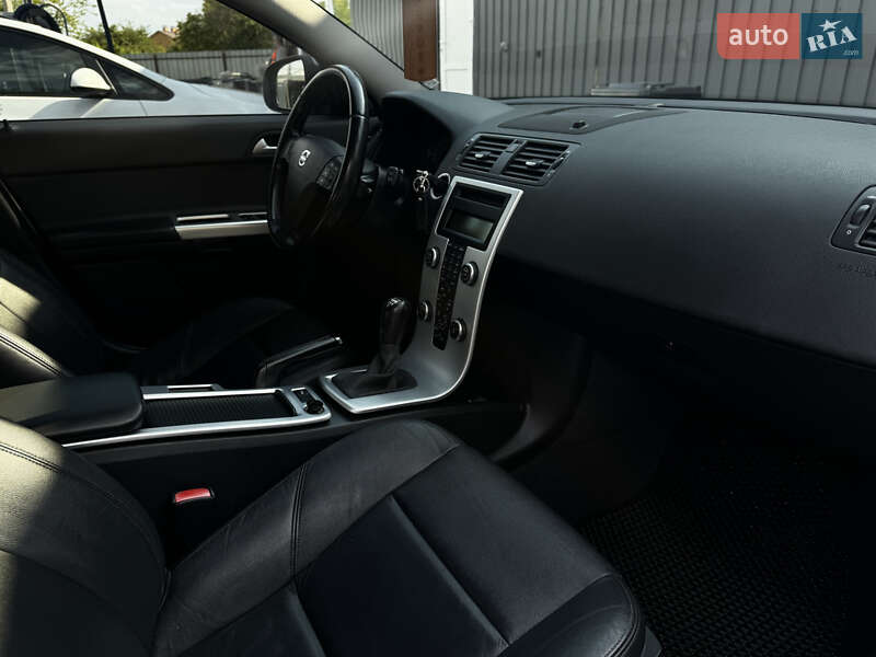 Универсал Volvo V50 2012 в Полтаве фото 18 Универсал Volvo V50 2012 в Полтаве