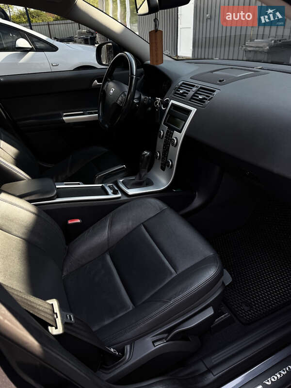 Универсал Volvo V50 2012 в Полтаве фото 22 Универсал Volvo V50 2012 в Полтаве
