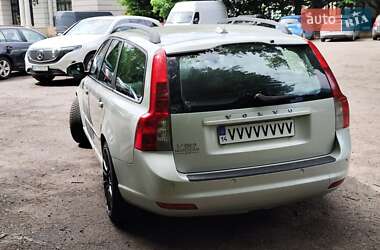 Универсал Volvo V50 2010 в Львове