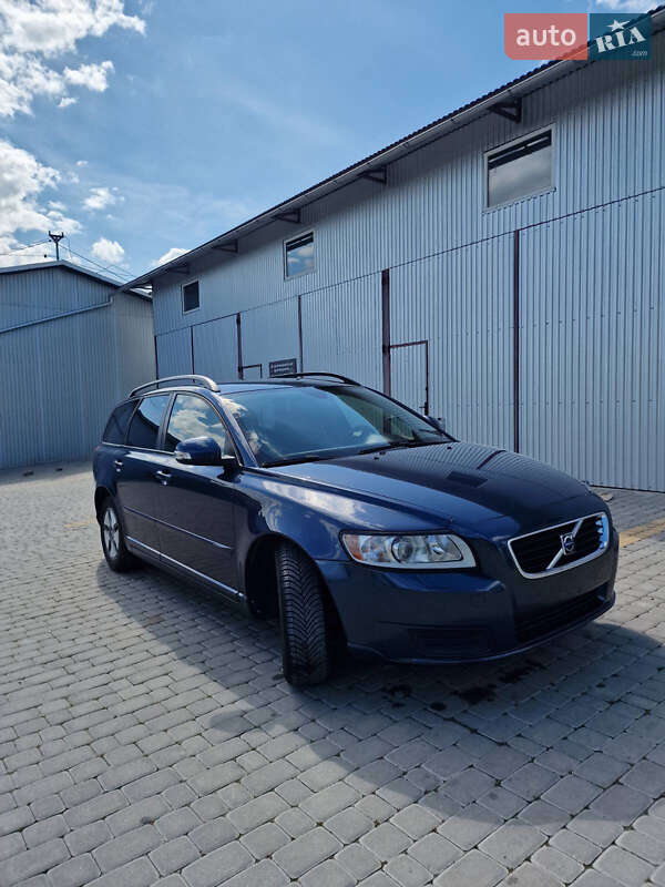 Volvo V50 2010