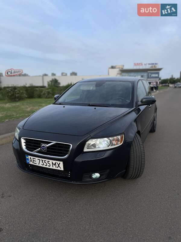 Универсал Volvo V50 2009 в 