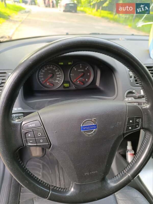 Универсал Volvo V50 2010 в Ровно фото 9 Универсал Volvo V50 2010 в Ровно