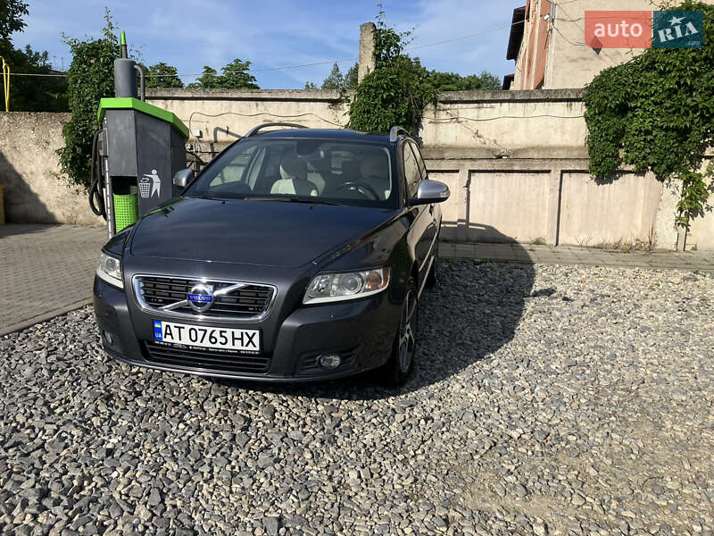 Універсал Volvo V50 2012 в Калуші